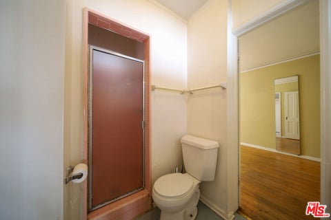 Tiny photo for 713 N Doheny Drive, Beverly Hills, CA 90210 (MLS # 26862079)