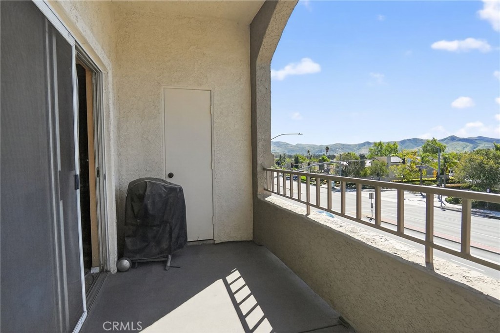 1000 Vista Del Cerro Drive 202