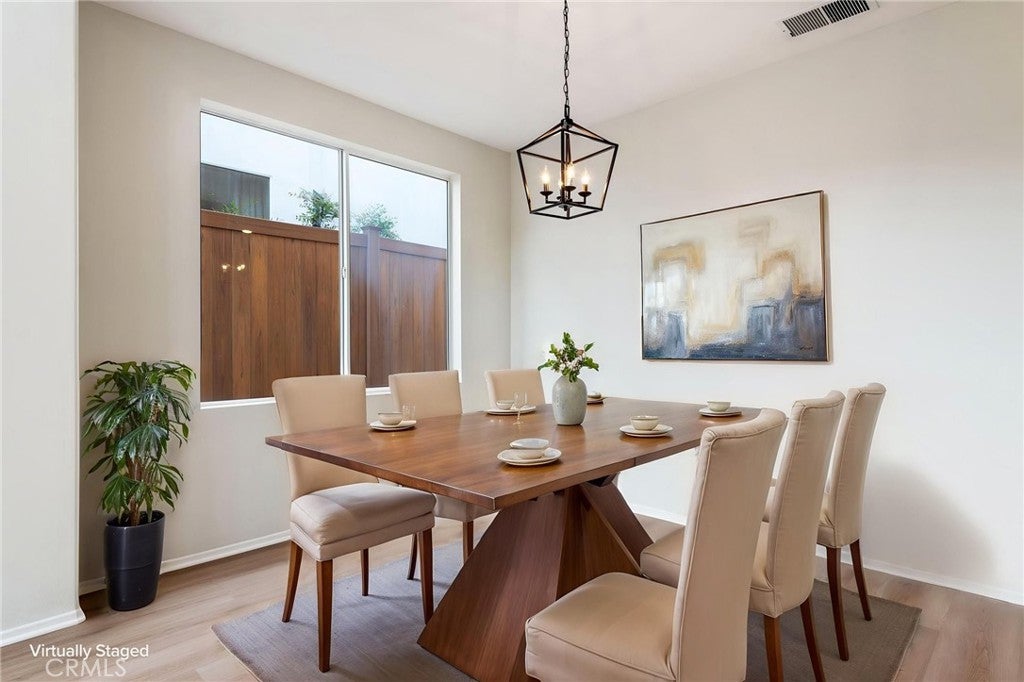 23989 Crowned Partridge Lane