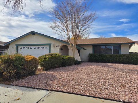 Photo of 37829 27th Street E, Palmdale, CA 93550 (MLS # SR25246770) Photo of 37829 27th Street E, Palmdale, CA 93550 (MLS # SR25246770)