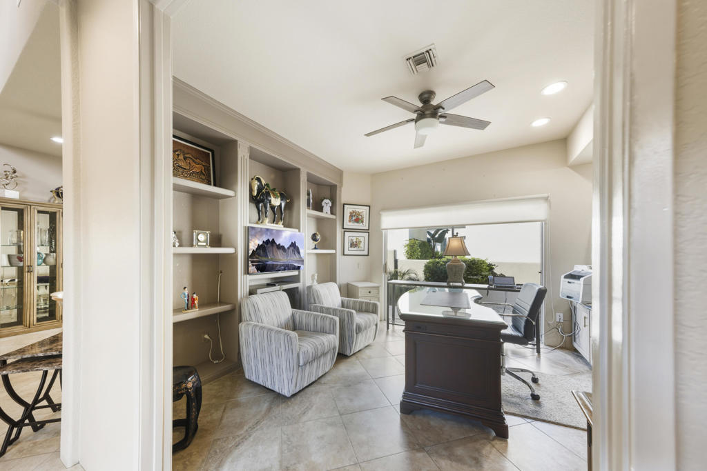 Lake La Quinta - Residential