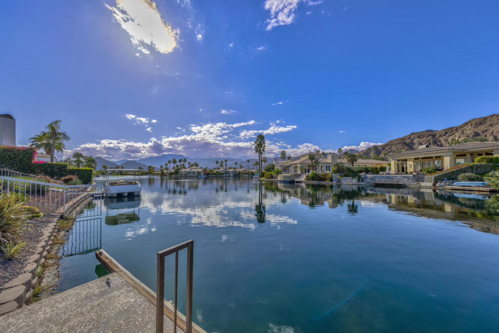 Lake La Quinta - Residential