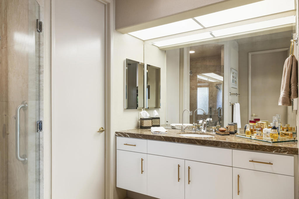 Lake La Quinta - Residential