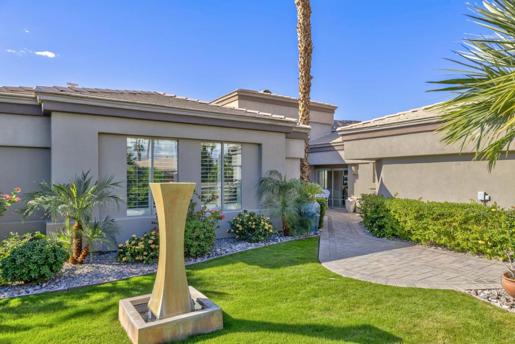 Lake La Quinta - Residential