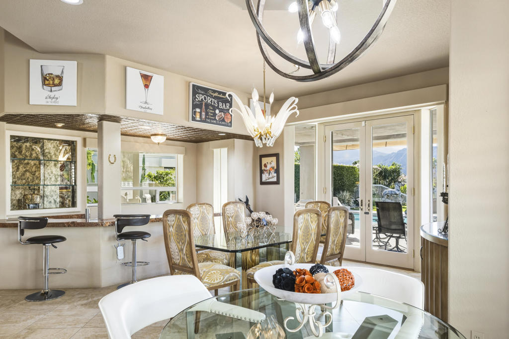 Lake La Quinta - Residential