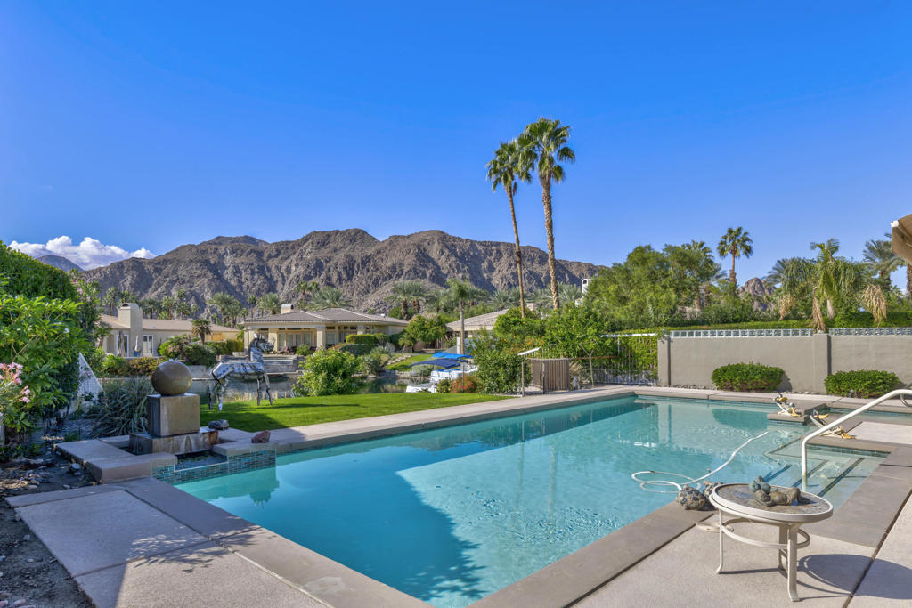 Lake La Quinta - Residential