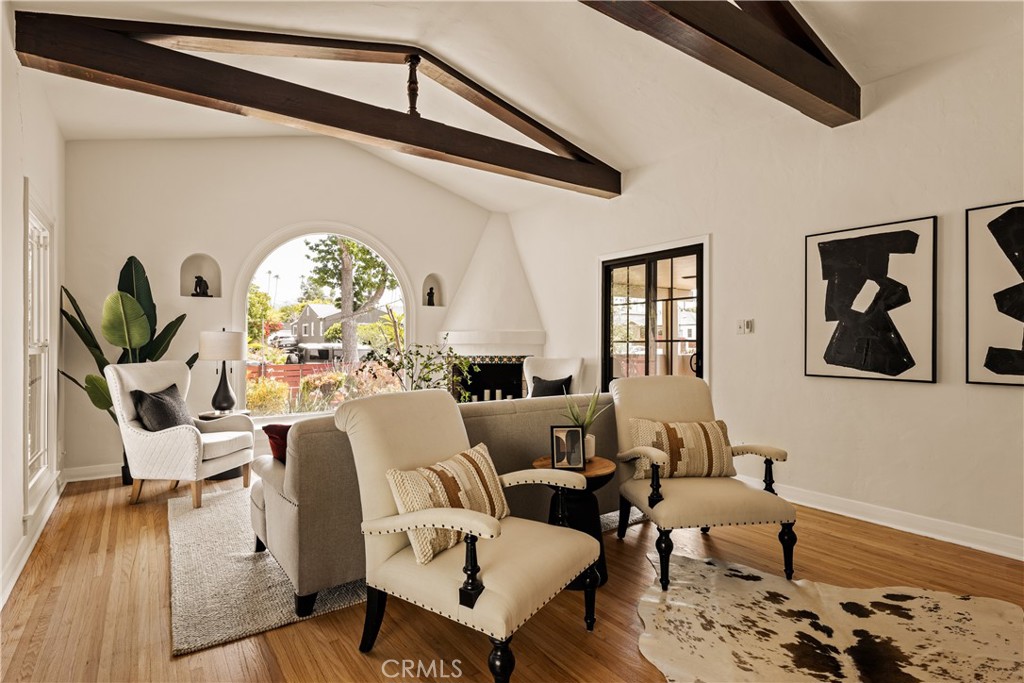 3848 Boyce Avenue