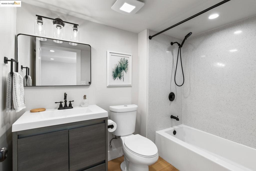 SANTA FE - Residential Income