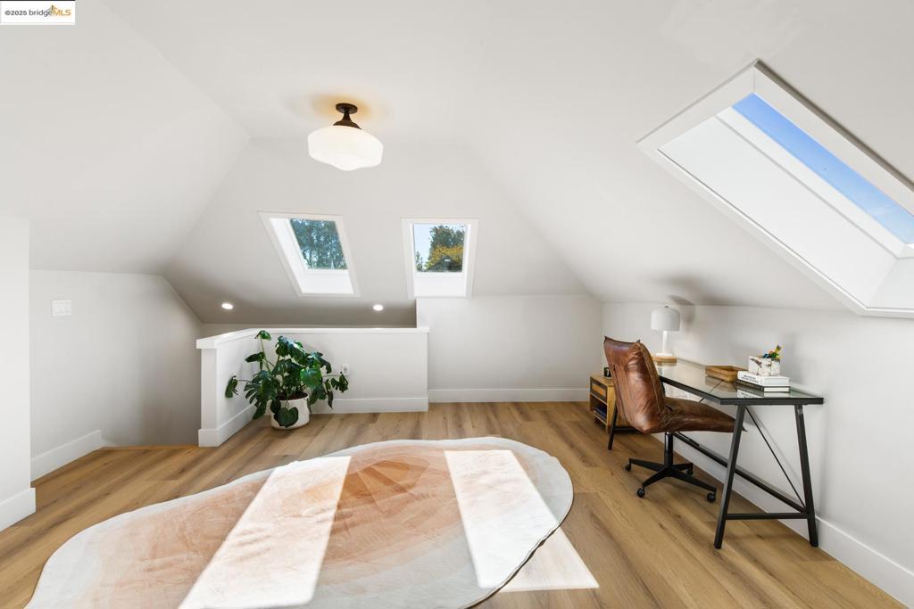 SANTA FE - Residential Income