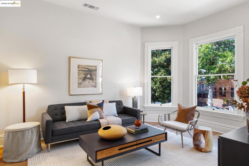 SANTA FE - Residential Income