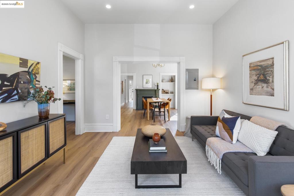 SANTA FE - Residential Income