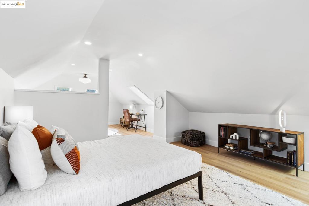 SANTA FE - Residential Income