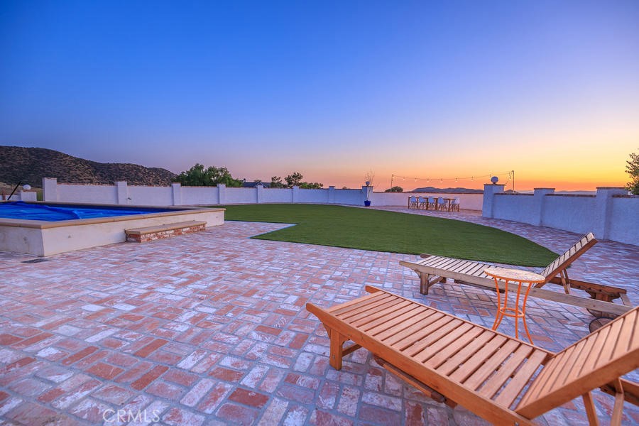 Custom Agua Dulce (CADUL) - Residential
