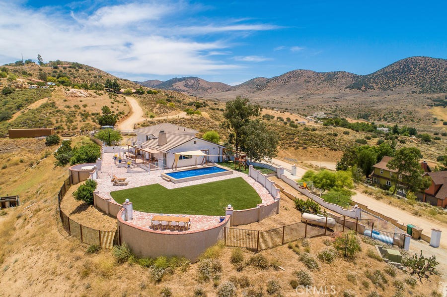 9175 Yucca Hills
