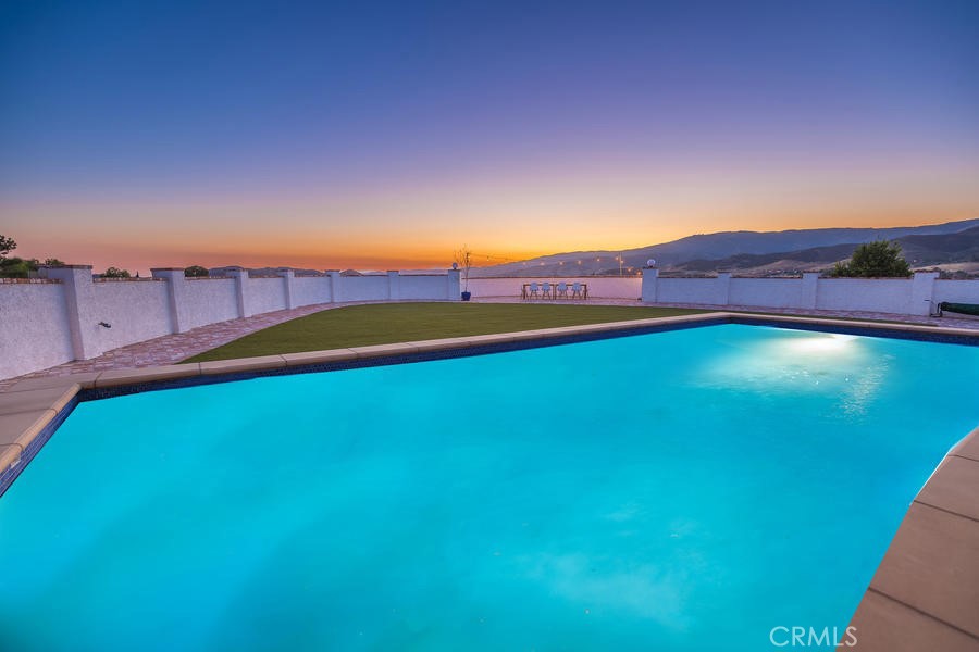 Custom Agua Dulce (CADUL) - Residential