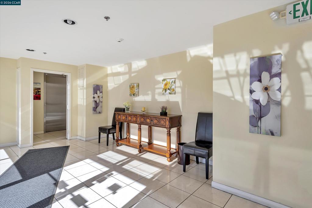324 Catalpa St 120