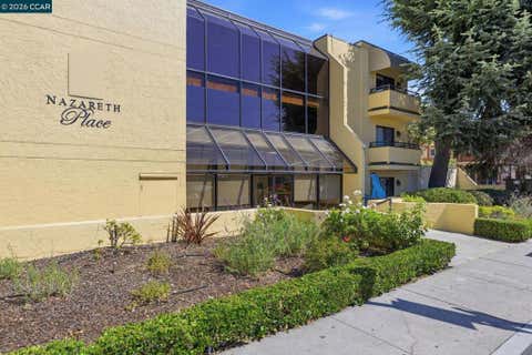 Photo of 324 Catalpa St ST #120, San Mateo, CA 94401 (MLS # 41143024)