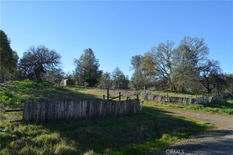Photo of 2777 river view rd Rd, Clearlake Oaks, CA 95423 (MLS # LC26056299)