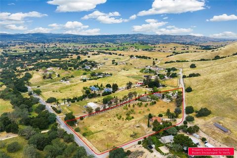 Tiny photo for 3330 S El Pomar Rd, Templeton, CA 93465 (MLS # NS26060450)