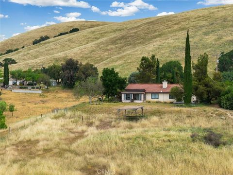 Tiny photo for 3330 S El Pomar Rd, Templeton, CA 93465 (MLS # NS26060450)