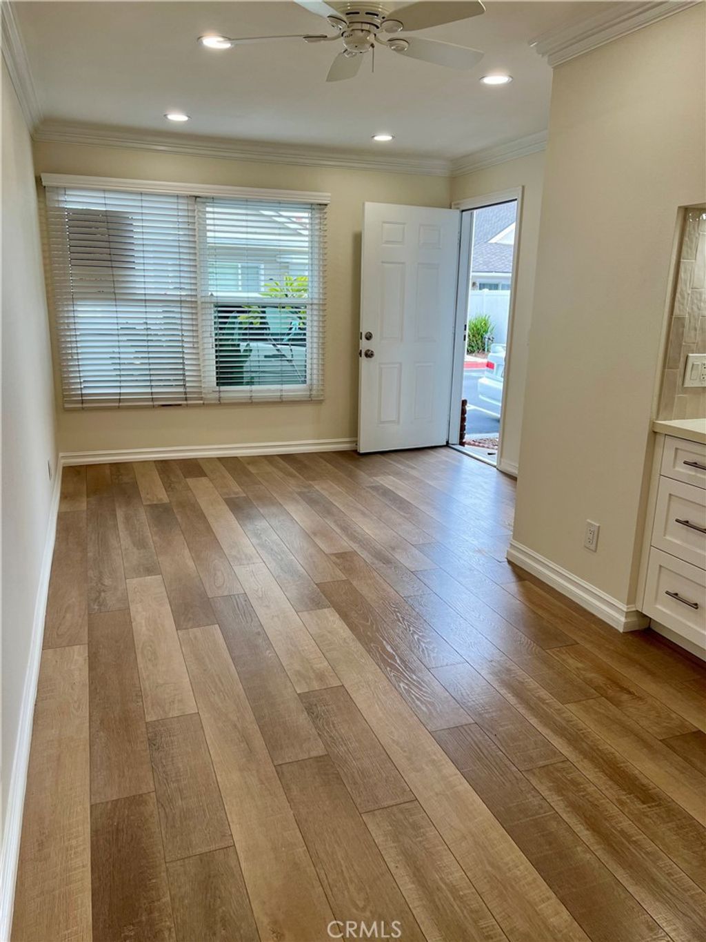 Photo of 16871 Canyon Lane, Huntington Beach, CA 92649 (MLS # OC25272014)