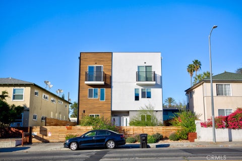 Photo of 11639 Burbank BLVD #1/2, North Hollywood, CA 91601 (MLS # WS26203673)