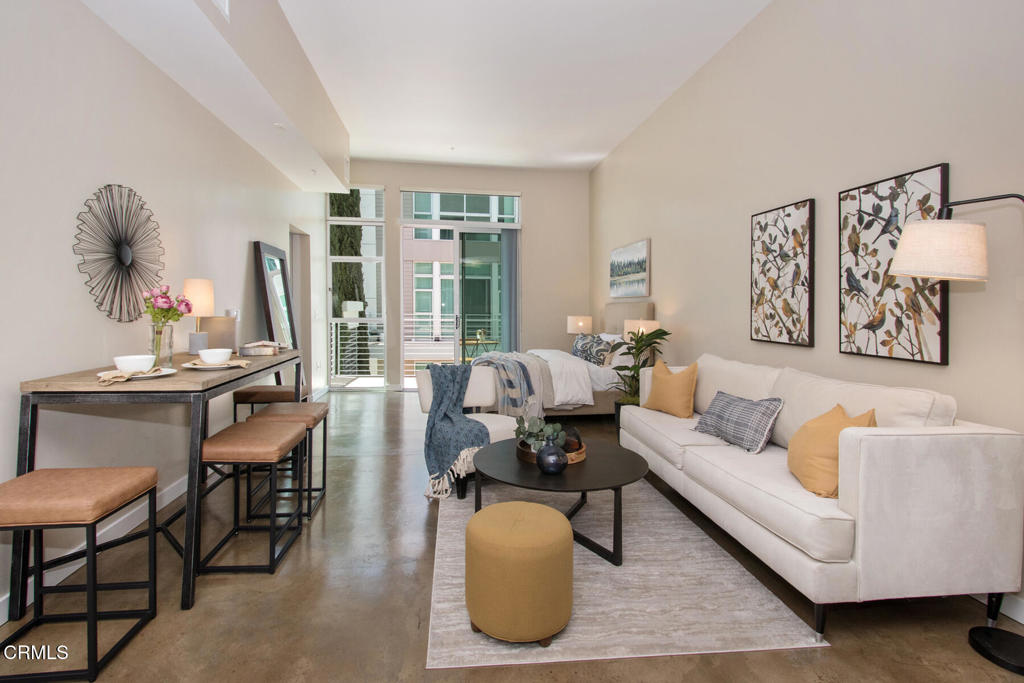 238 S Arroyo Parkway 316