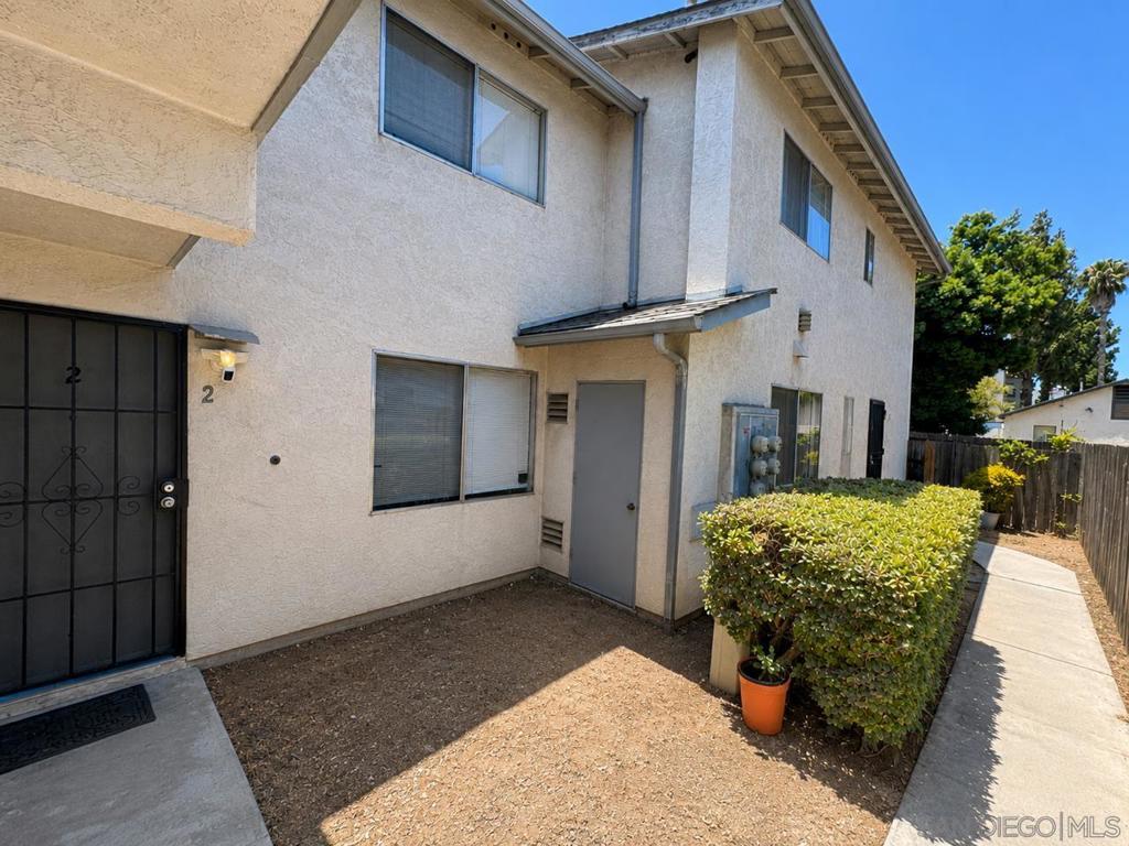 360 Claydelle Ave