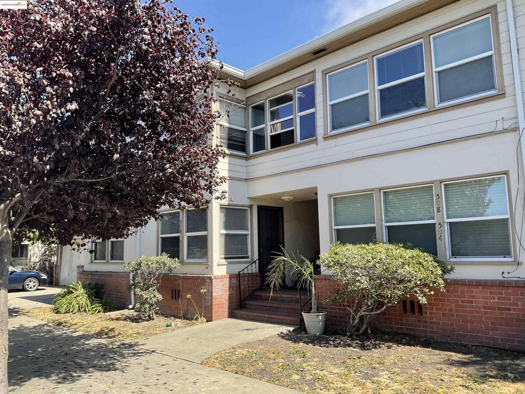 Cute 2-bedroom, 1-bath upstairs apartment with quaint kitchen and family room. Has washer & dryer hookups. Includes water & garbage. No Pets. NO Evictions. 2.5X income needed. $55 application fee per adult, 18 years or older. Rent $2,195.00. Deposit $2,195.00.