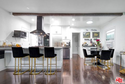 Photo of 841 Oxford Avenue, Marina Del Rey, CA 90292 (MLS # 25554061)