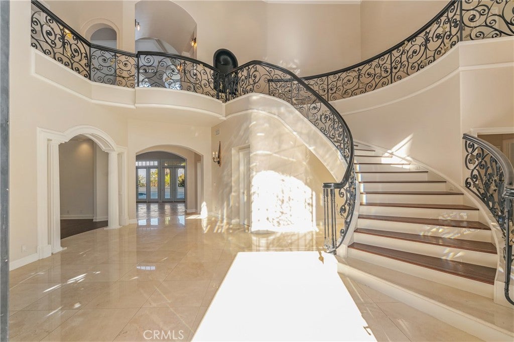 5081 E Copa De Oro Drive