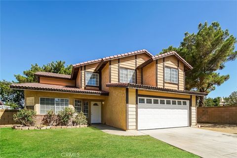 Photo of 855 E Avenue J9, Lancaster, CA 93535 (MLS # SR25225778)