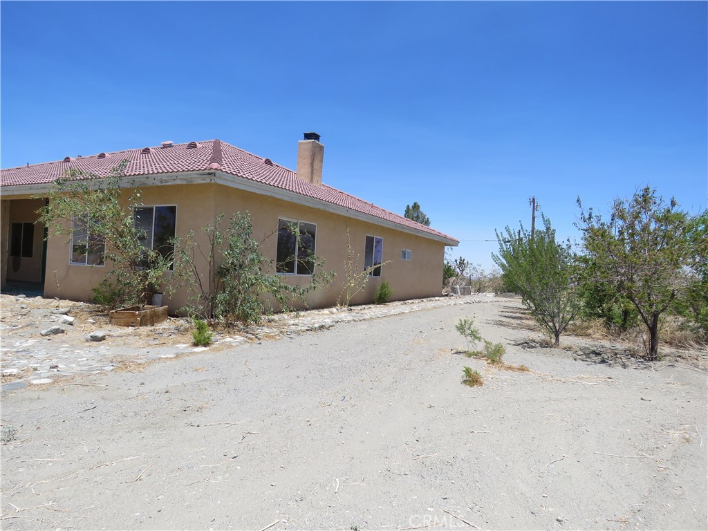 2425 Tokay Road