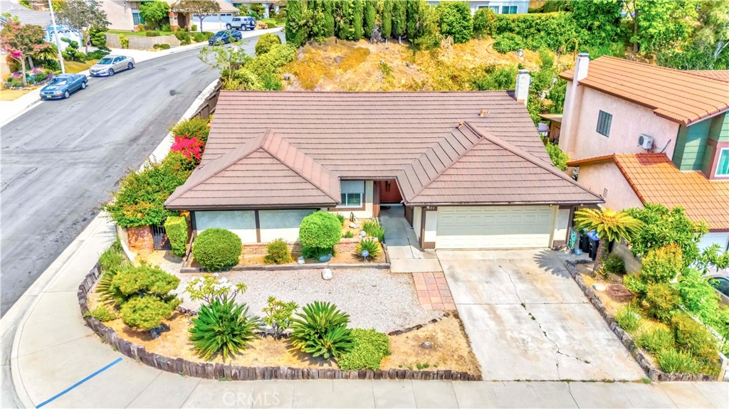 Welcome to this charming single-level traditional home in the heart of beautiful Monterey Park. This well-cared-for residence features 4 spacious bedrooms and 2 full bathrooms, thoughtfully designed for comfort and functionality. The home showcases numerous upgrades that reflect true pride of ownership.
Upon entry, you’re welcomed by a step-down living room filled with natural light, thanks to large windows that overlook the backyard creating a warm and inviting space for relaxing or entertaining. The spacious, upgraded kitchen offers ample room for meal prep and gatherings, making it a true centerpiece of the home.
The primary bedroom is a private en-suite, complete with its own bathroom, offering a comfortable retreat at the end of the day. An attached 2-car garage provides convenient access and additional storage space.
Situated in a desirable neighborhood close to schools, parks, shopping, and dining, this is a wonderful opportunity to own in one of the San Gabriel Valley’s most sought-after communities.