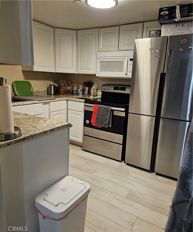 Chestnut Square (CHSQ) - Residential