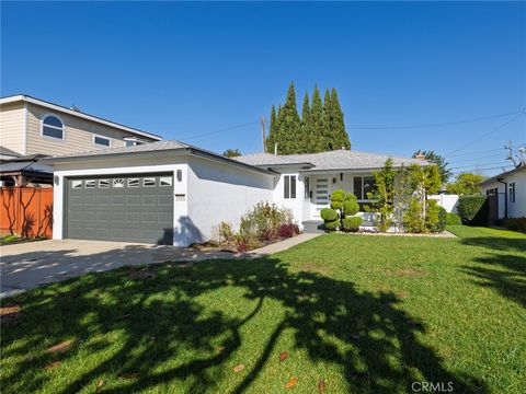 Photo of 2905 Spreckels Court, Redondo Beach, CA 90278 (MLS # SB25168631)