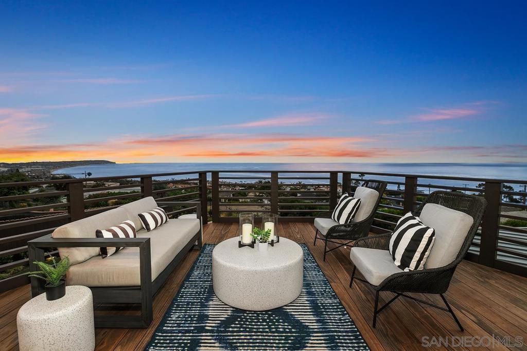 listing image 130724403583562596028
