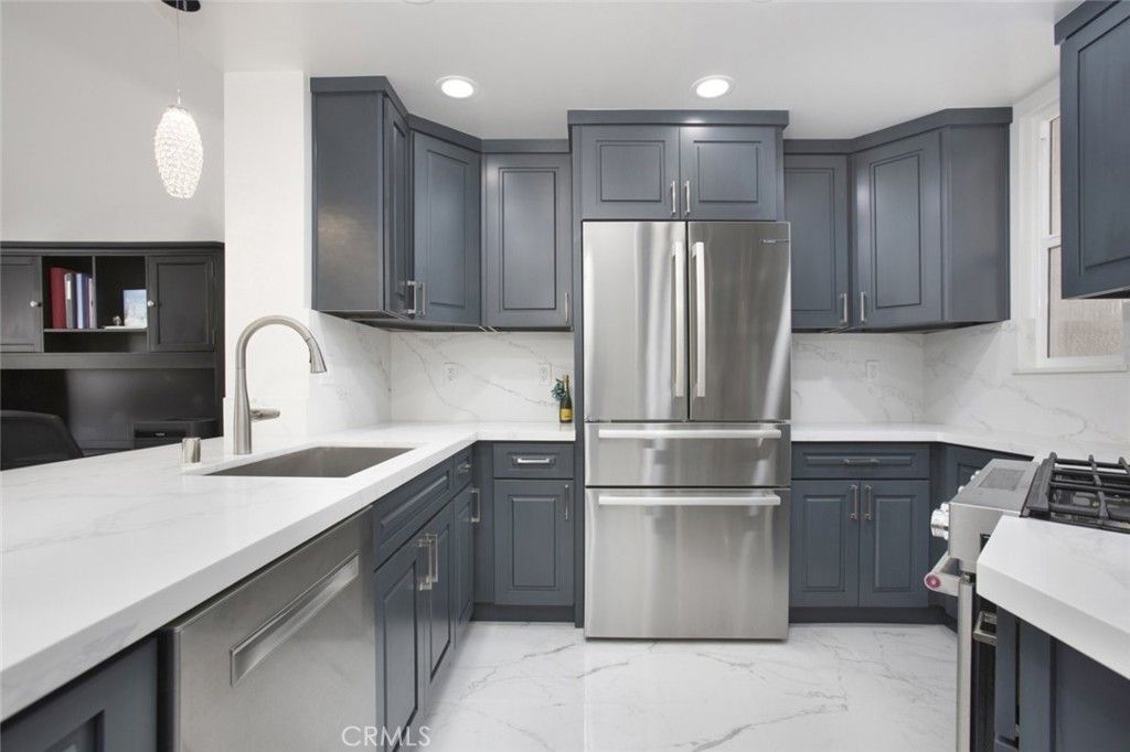 Photo of 1400 Pacific Coast #305, Huntington Beach, CA 92648 (MLS # OC25225808)