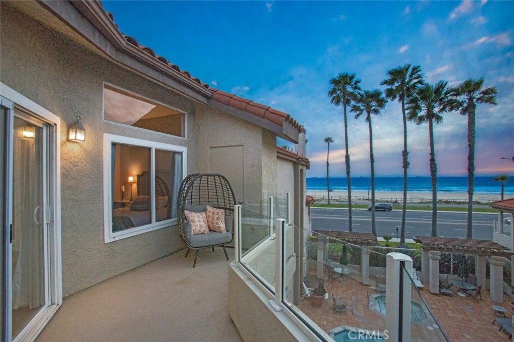 Photo of 1400 Pacific Coast #305, Huntington Beach, CA 92648 (MLS # OC25225808)