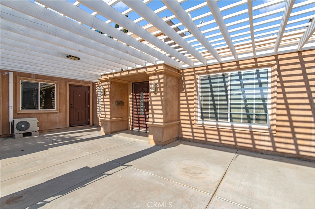 318 S Palo Cedro Drive