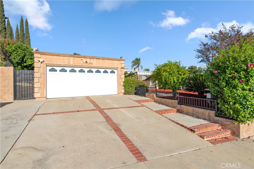 318 S Palo Cedro Drive