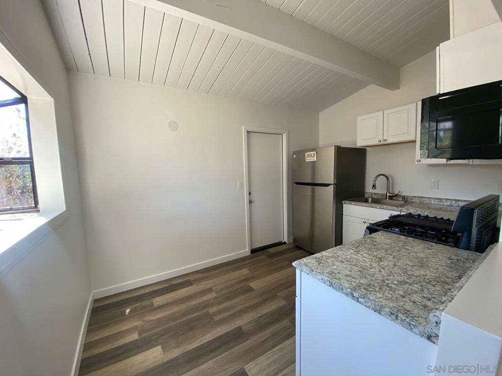 North Escondido - Residential Lease