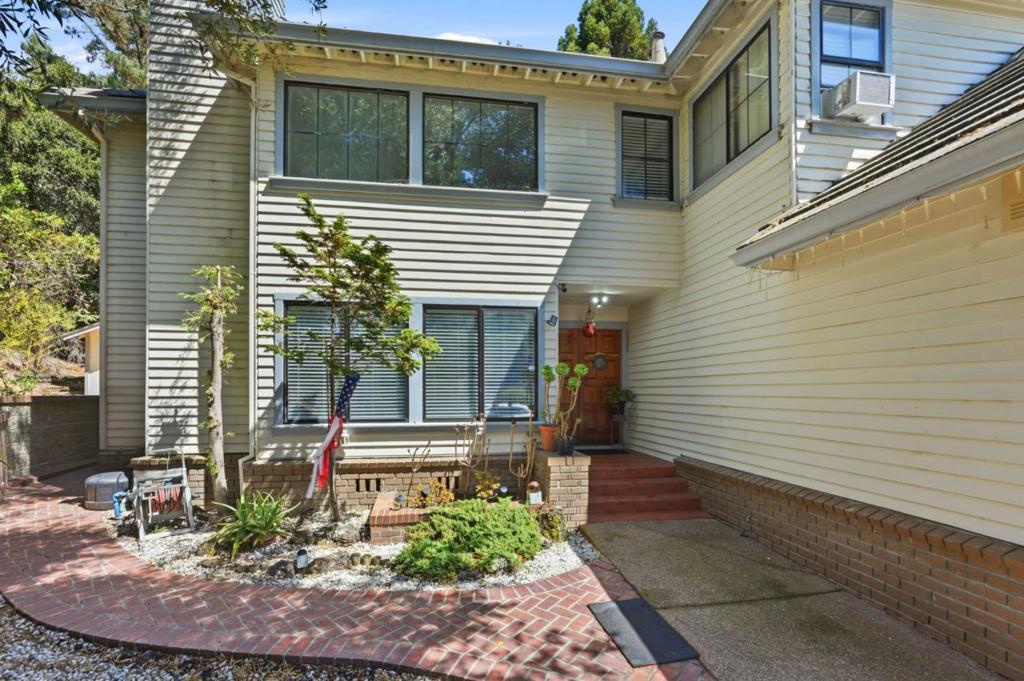 3 Wildwood Place
