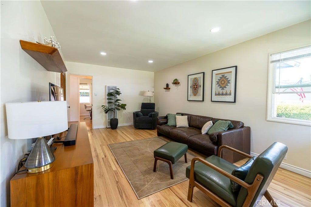 415 S Devon