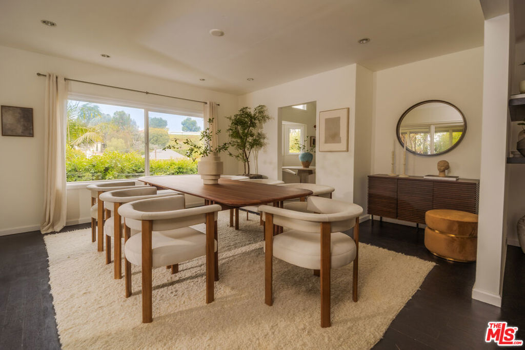9146 St Ives Drive