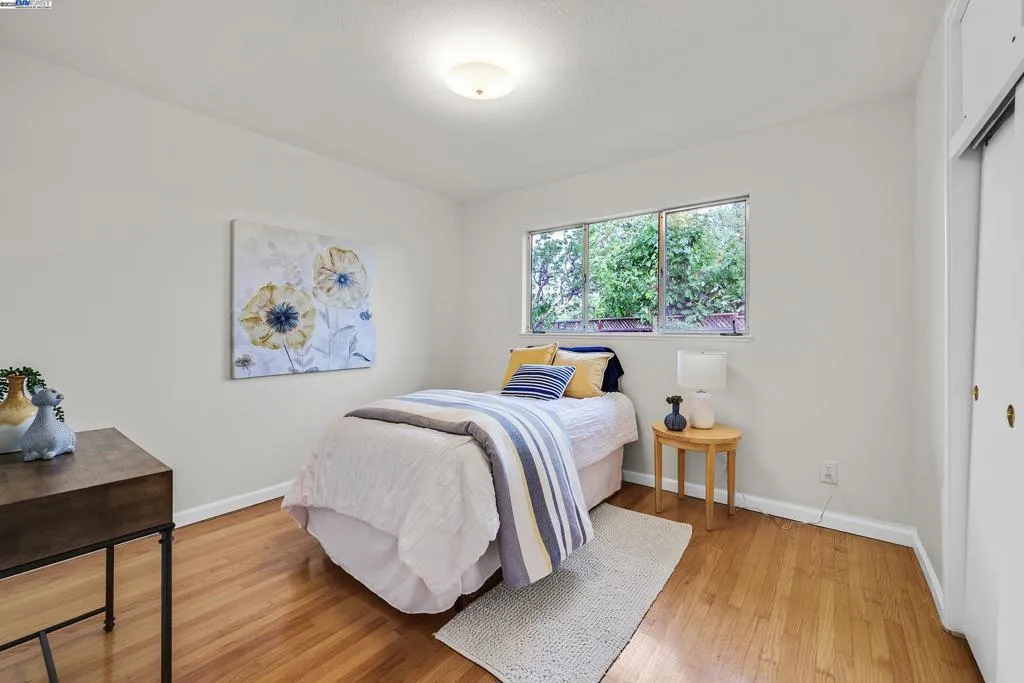 Livermore, California 94550, United States, 4 Bedrooms Bedrooms, ,3 BathroomsBathrooms,Residential,Active,219679