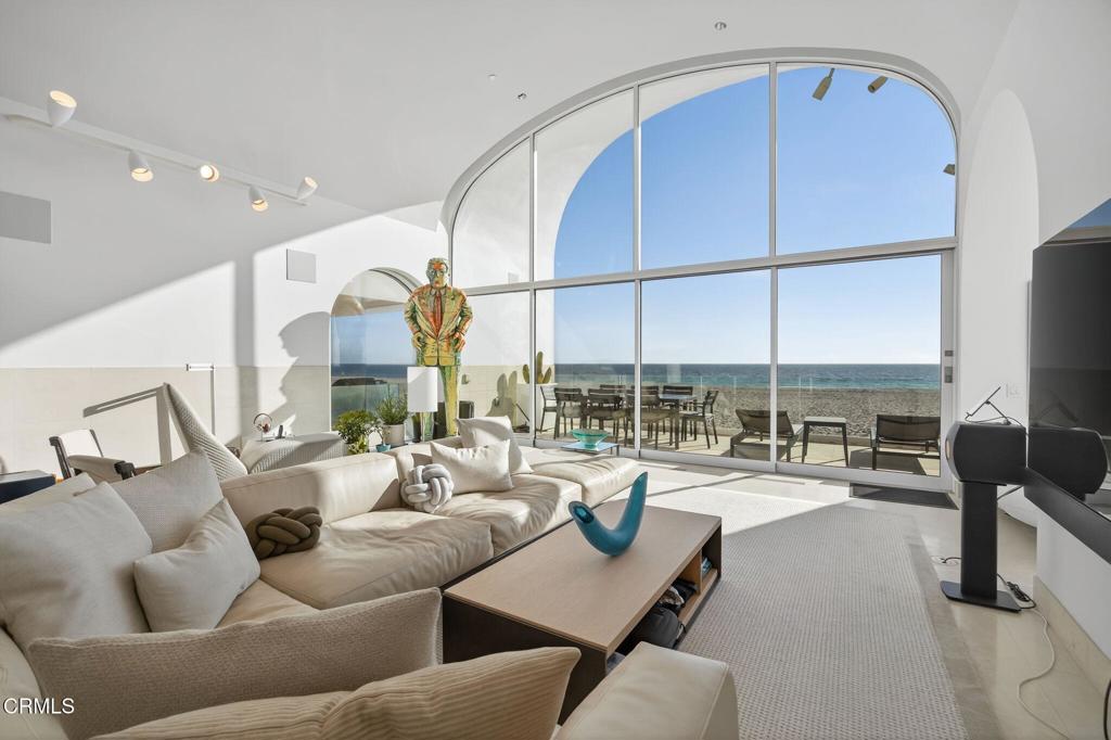 Oxnard Shores 01 - 127701 - Residential