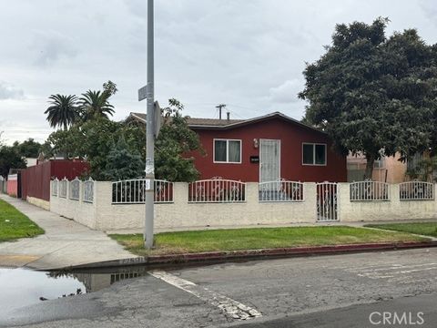 Photo of 758 E 76th PL Place, Los Angeles, CA 90001 (MLS # RS25270198)