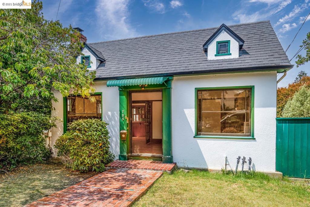 THOUSAND OAKS - Residential