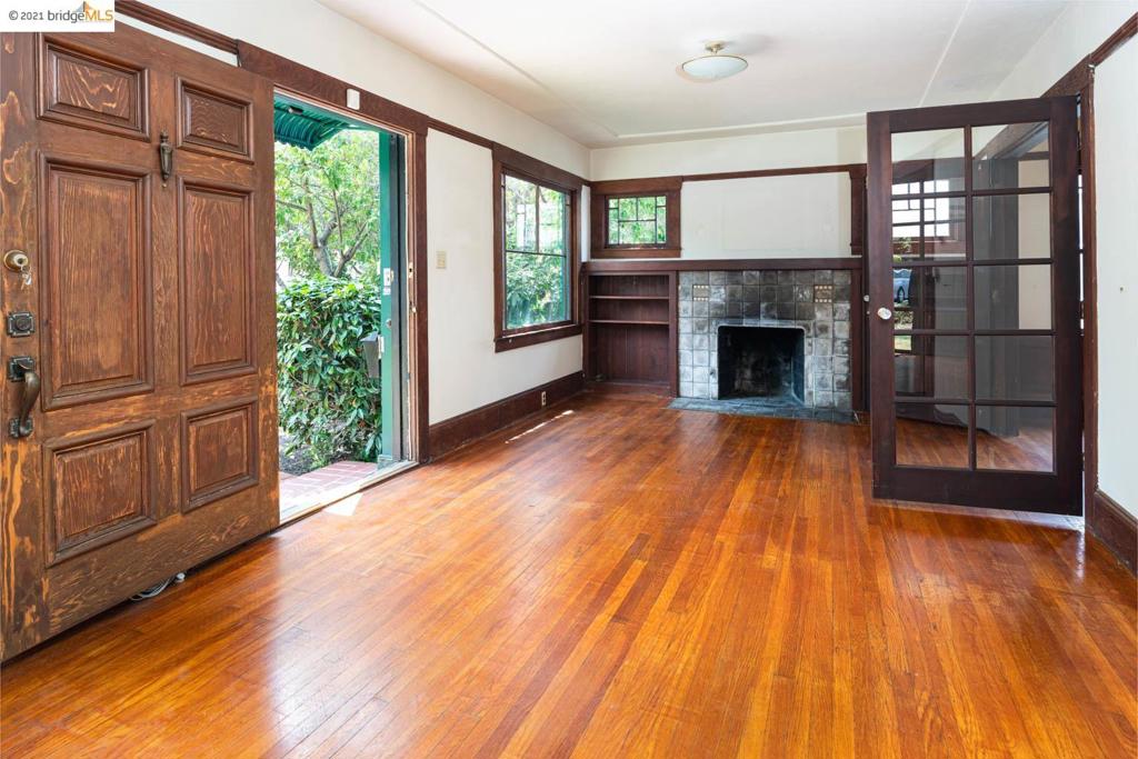 THOUSAND OAKS - Residential